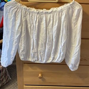 BRANDY MELVILLE OFF THE SHOULDER TOP